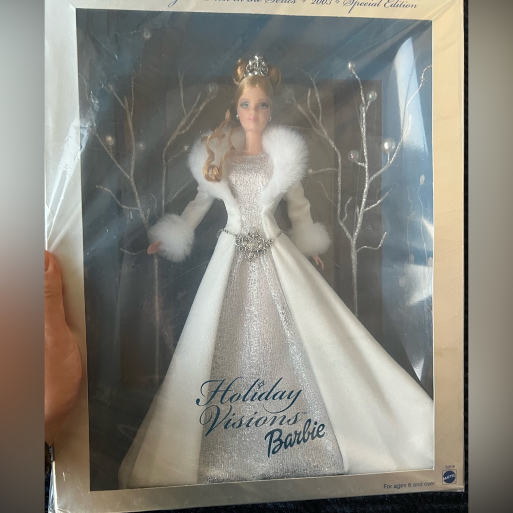 NWT 2003 Holiday Barbie